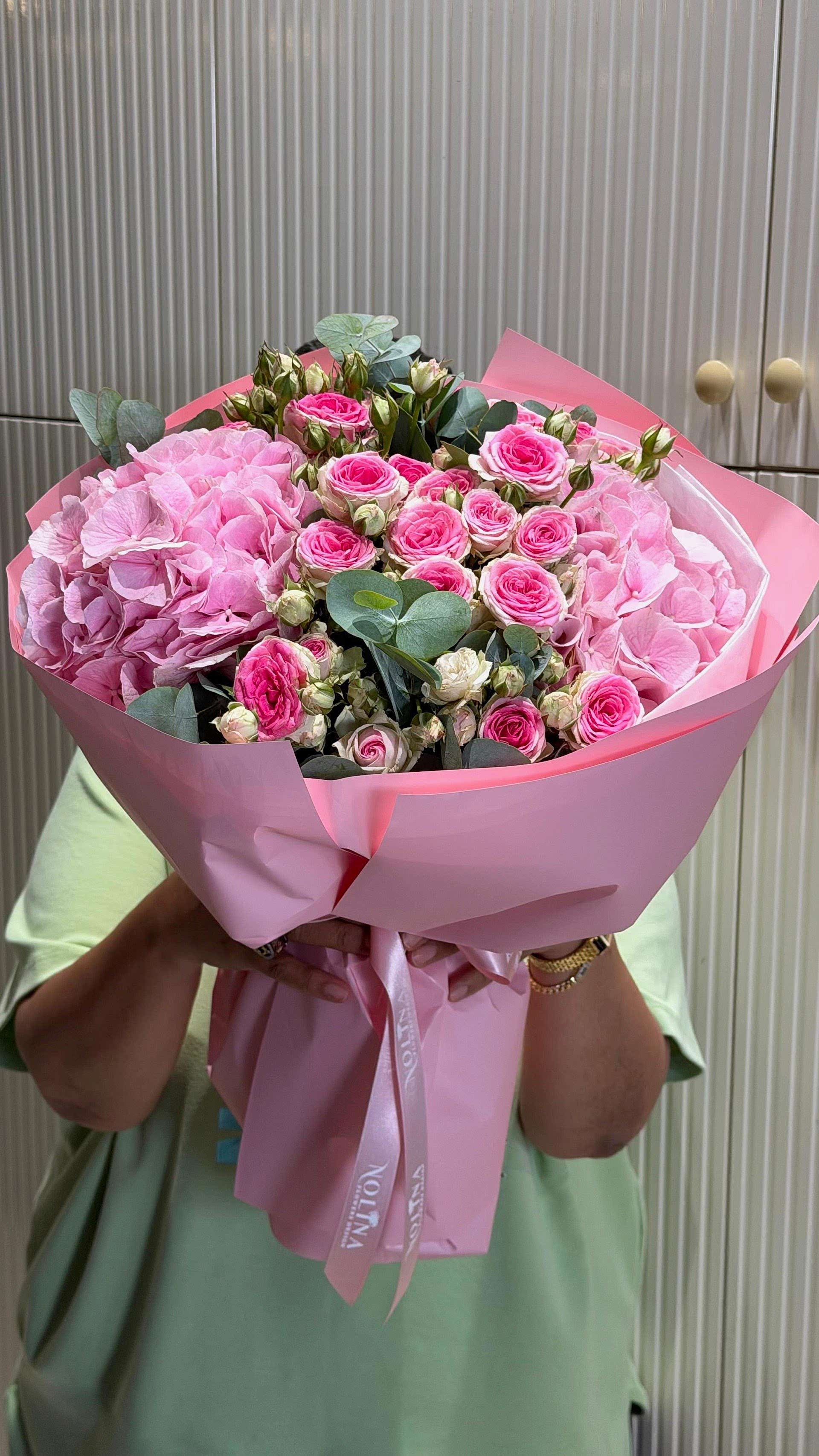 Rosy Clouds bouquet